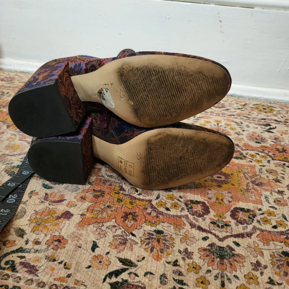 ALDO Size 7 Sully Floral Retro 70s Style Ankle Boots Tapestry Fabric Booties